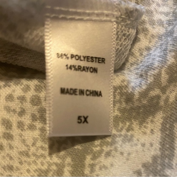 Muk Luks snake print sleeveless jumpsuit NWOT - Picture 8 of 8